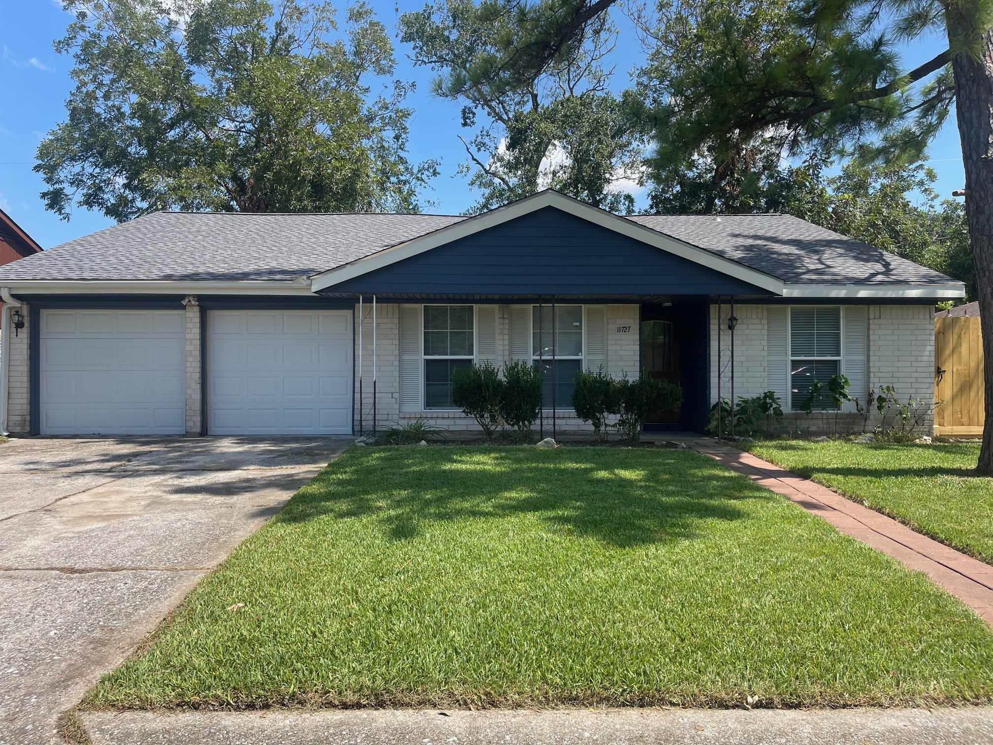 11727 Oceanview Street Houston TX 77071