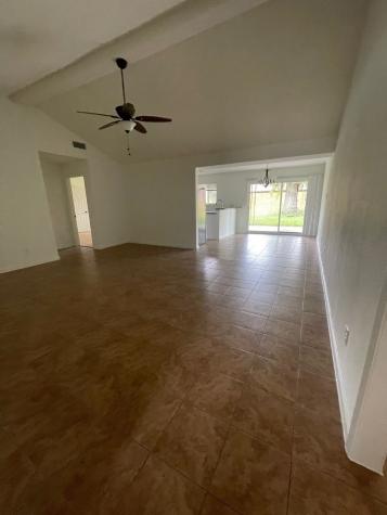 11727 Oceanview Street Houston TX 77071