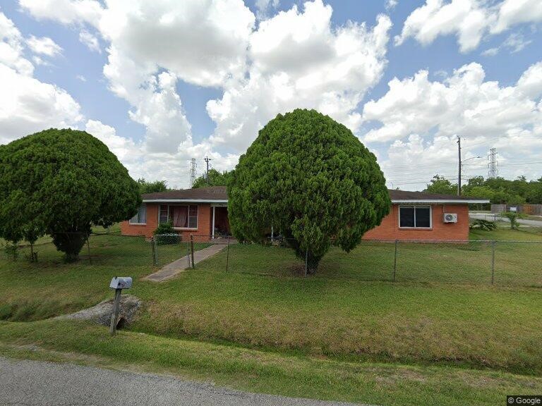 5229 Rue Street Houston TX 77033