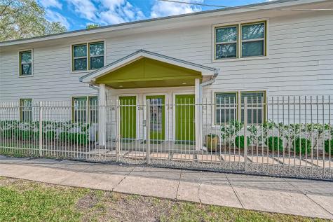 214 E 14th Street Houston TX 77008