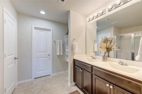 29326 Dunns Creek Court Katy TX 77494