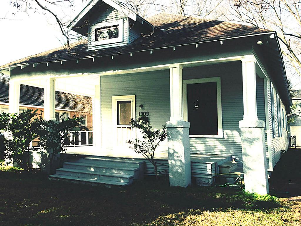1909 Oxford Street Houston TX 77008