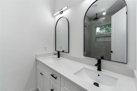 4353 Aledo Street B Houston TX 77051