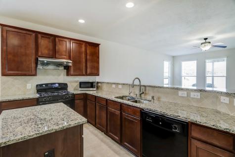 6318 Saragosa Crossing Lane Houston TX 77066
