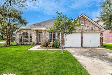 317 Vantage Pointe Circle League City TX 77573