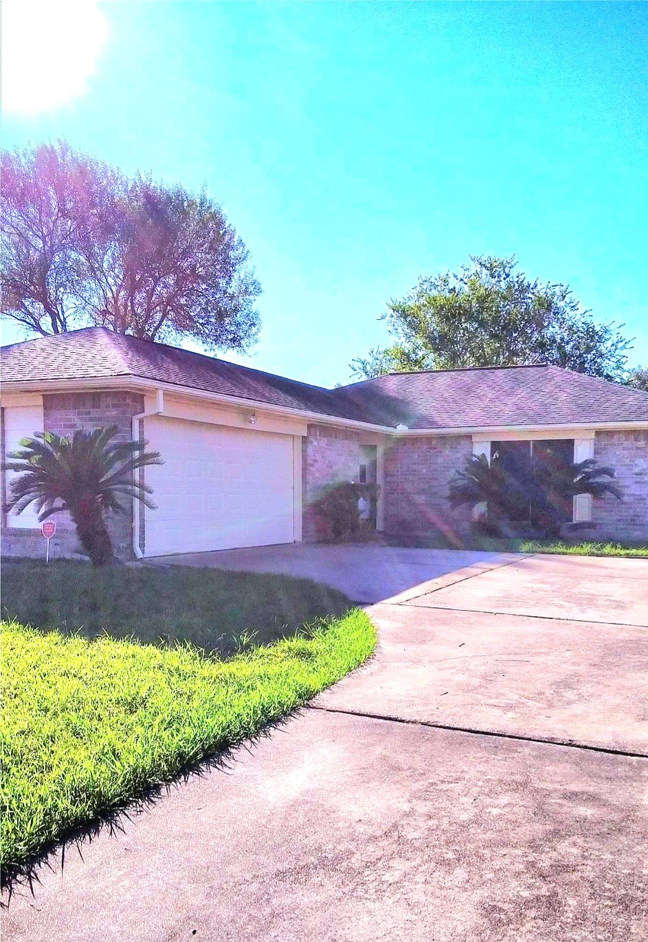 1930 Highcrest Drive Missouri City TX 77489