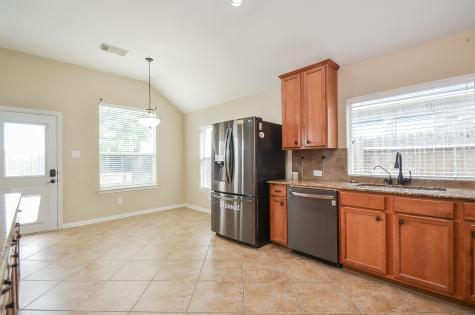 7611 Lakeside Manor Lane Pearland TX 77581