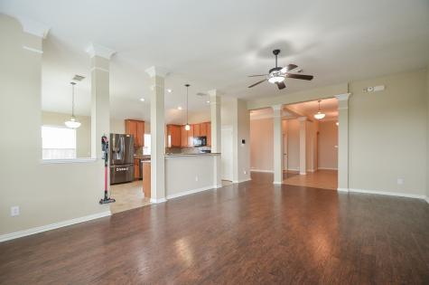 7611 Lakeside Manor Lane Pearland TX 77581