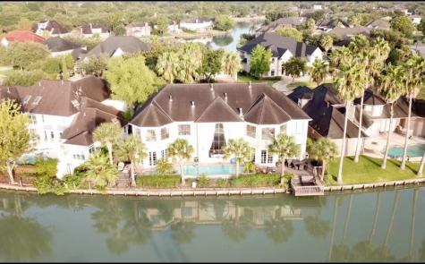 27 Swan Isle Boulevard Missouri City TX 77459