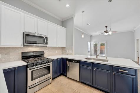 6061 Yale Street Houston TX 77076
