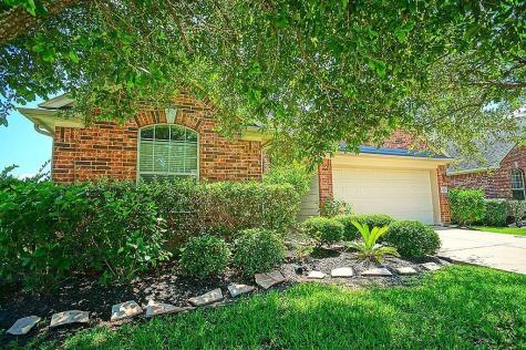 12002 Green Falls Drive Pearland TX 77584