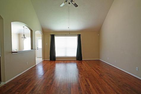 12002 Green Falls Drive Pearland TX 77584