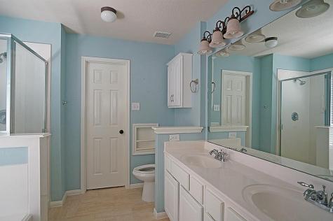 12002 Green Falls Drive Pearland TX 77584