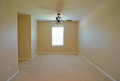 12002 Green Falls Drive Pearland TX 77584