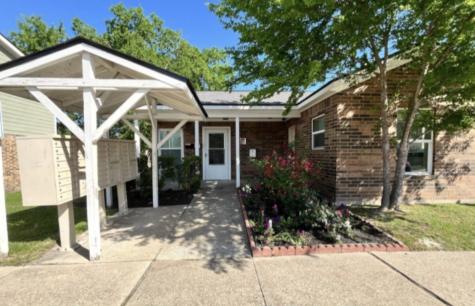 701 N Madison Street Madisonville TX 77864