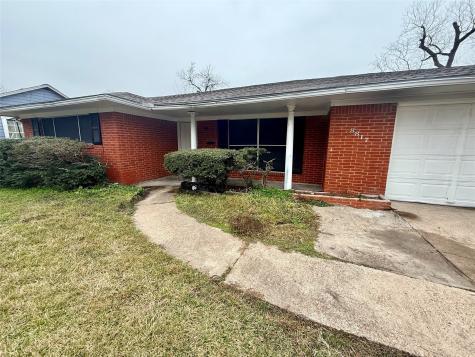 8817 Bertwood Street Houston TX 77016