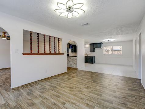 15531 Pleasant Valley Road Houston TX 77062