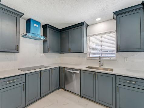 15531 Pleasant Valley Road Houston TX 77062