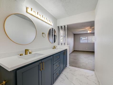 15531 Pleasant Valley Road Houston TX 77062