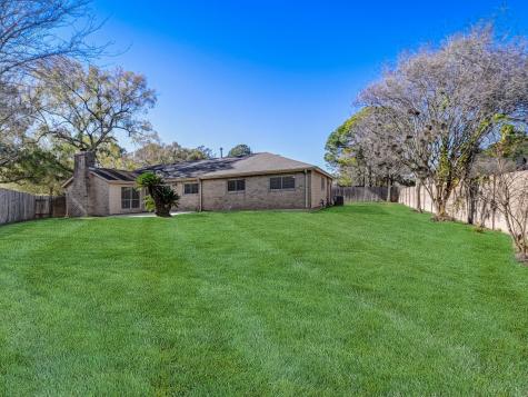 15531 Pleasant Valley Road Houston TX 77062