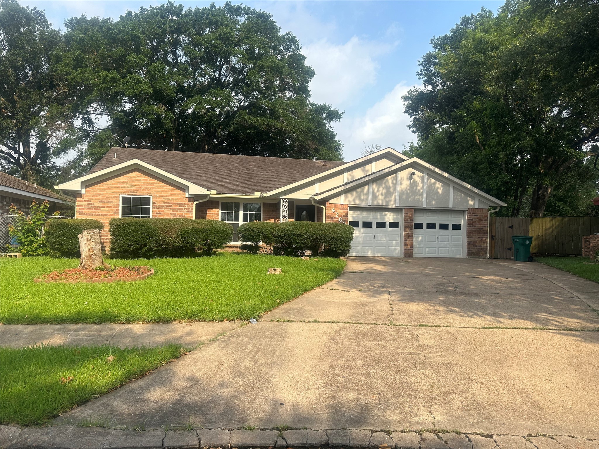 4202 Ponca Street Pasadena TX 77504