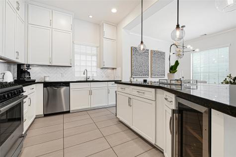 1531 Woodbend Park W Houston TX 77055