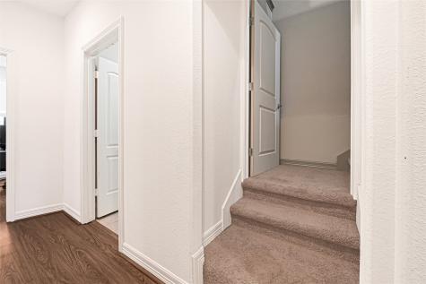 1531 Woodbend Park W Houston TX 77055
