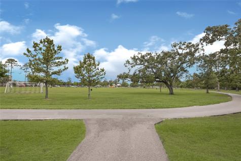 1531 Woodbend Park W Houston TX 77055