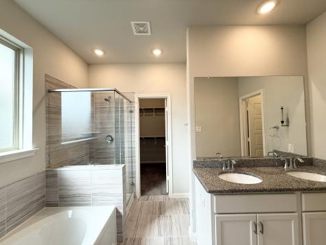 2731 Glenfield Manor Lane Houston TX 77014