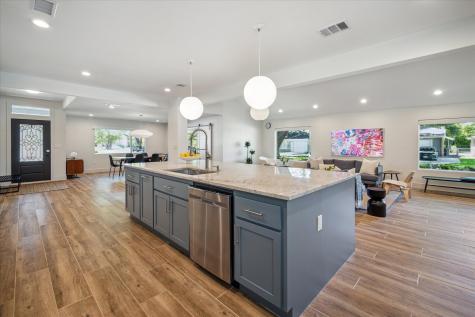 4034 Colquitt Street Houston TX 77027