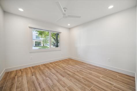 4034 Colquitt Street Houston TX 77027
