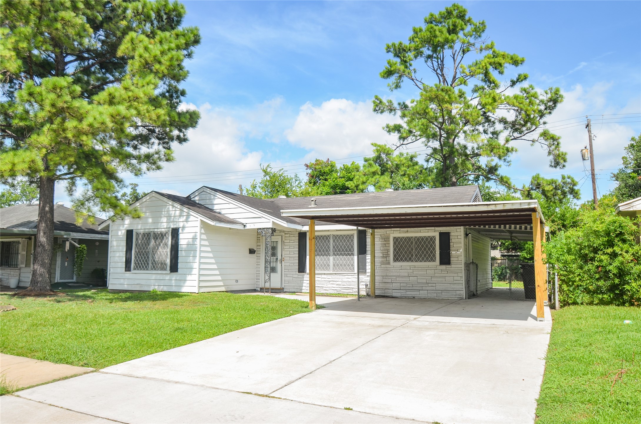 6610 Tierwester Street Houston TX 77021