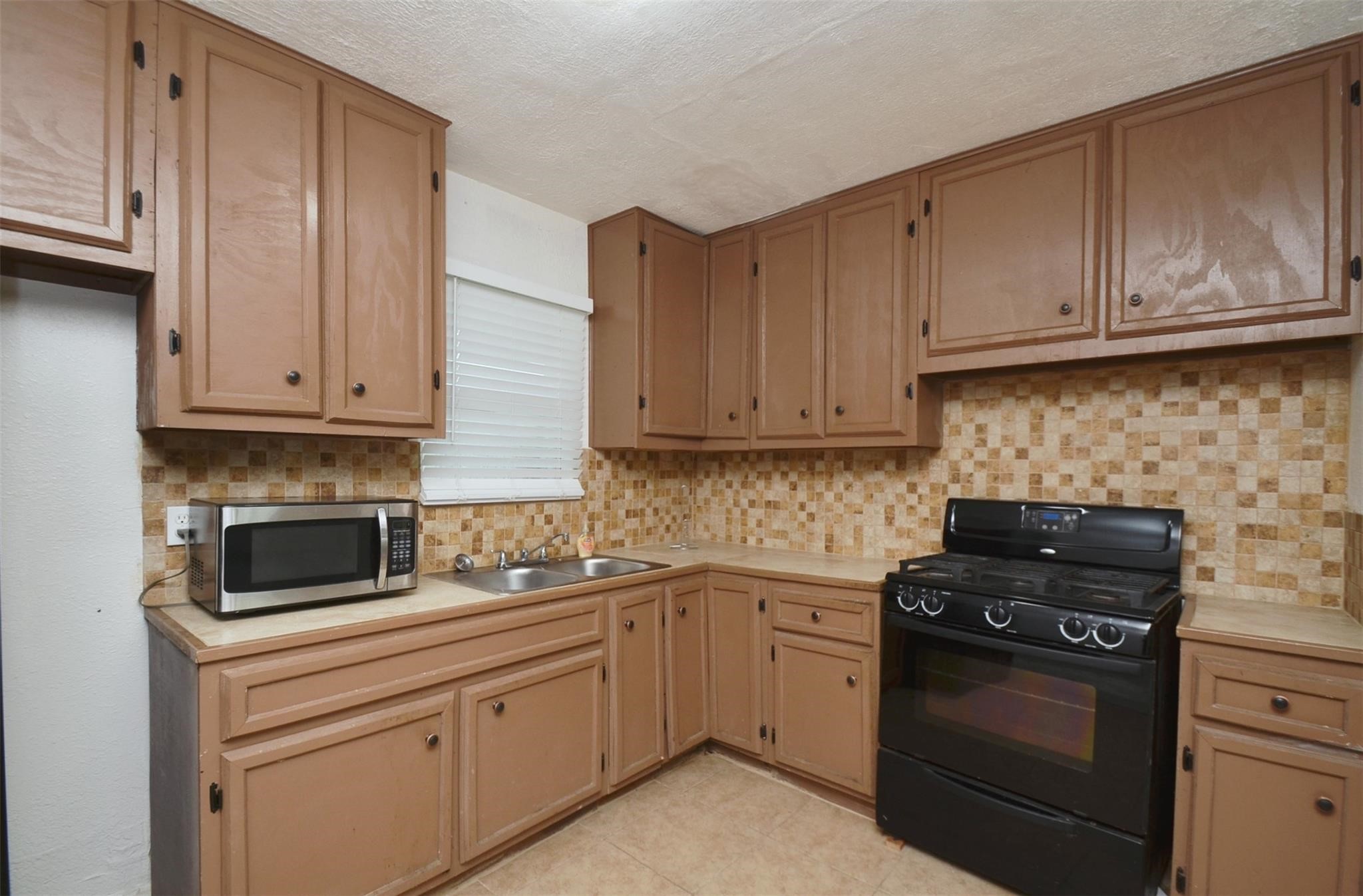 5973 Southcrest Street Houston TX 77033