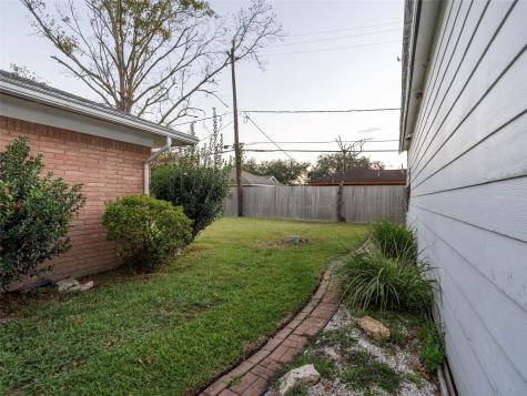 4119 Mischire Drive Houston TX 77025