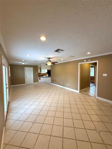 5811 Mcknight Street Houston TX 77035