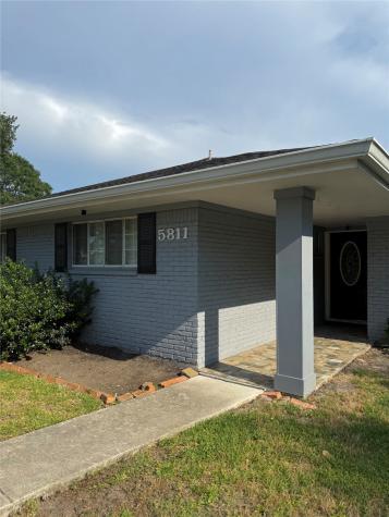 5811 Mcknight Street Houston TX 77035