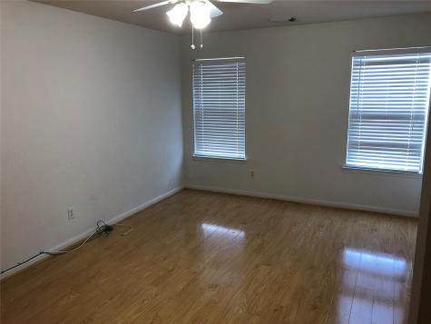 8531 Ashford Green Lane Houston TX 77072