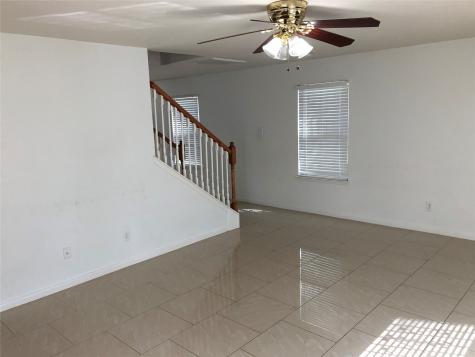 8531 Ashford Green Lane Houston TX 77072