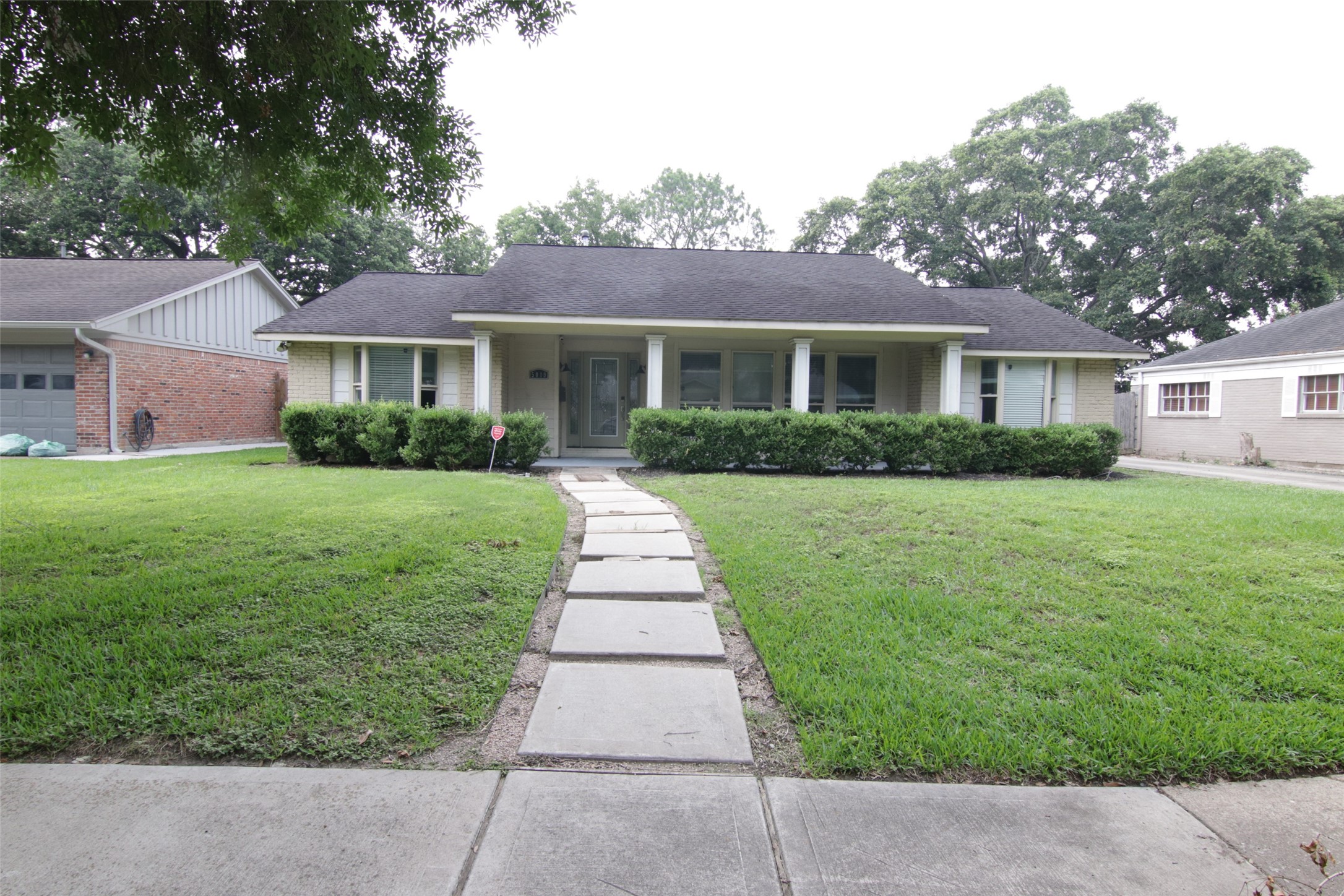 5019 Lymbar Drive Houston TX 77096
