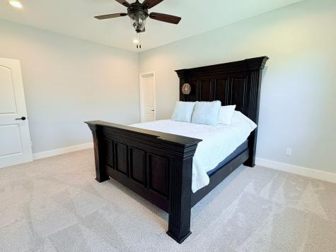 55 Ruskin Drive W Montgomery TX 77356