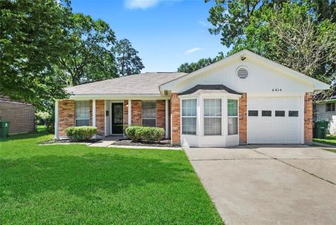 6414 Heath Street Houston TX 77016