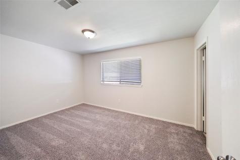 6414 Heath Street Houston TX 77016