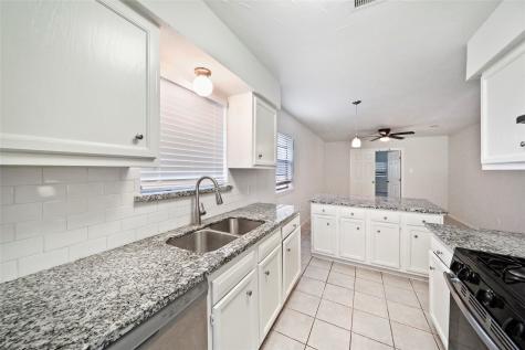 6414 Heath Street Houston TX 77016