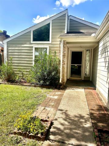 11718 Zarroll Drive Houston TX 77099