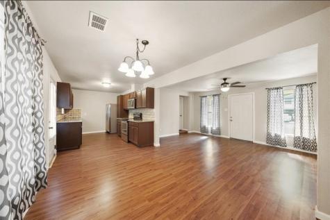 7011 Eastwood Street Houston TX 77021