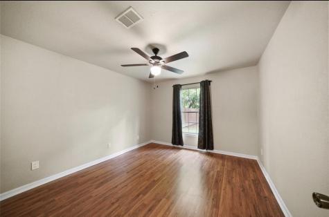 7011 Eastwood Street Houston TX 77021