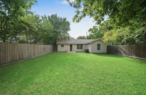 7011 Eastwood Street Houston TX 77021