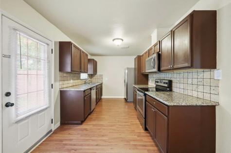 7011 Eastwood Street Houston TX 77021