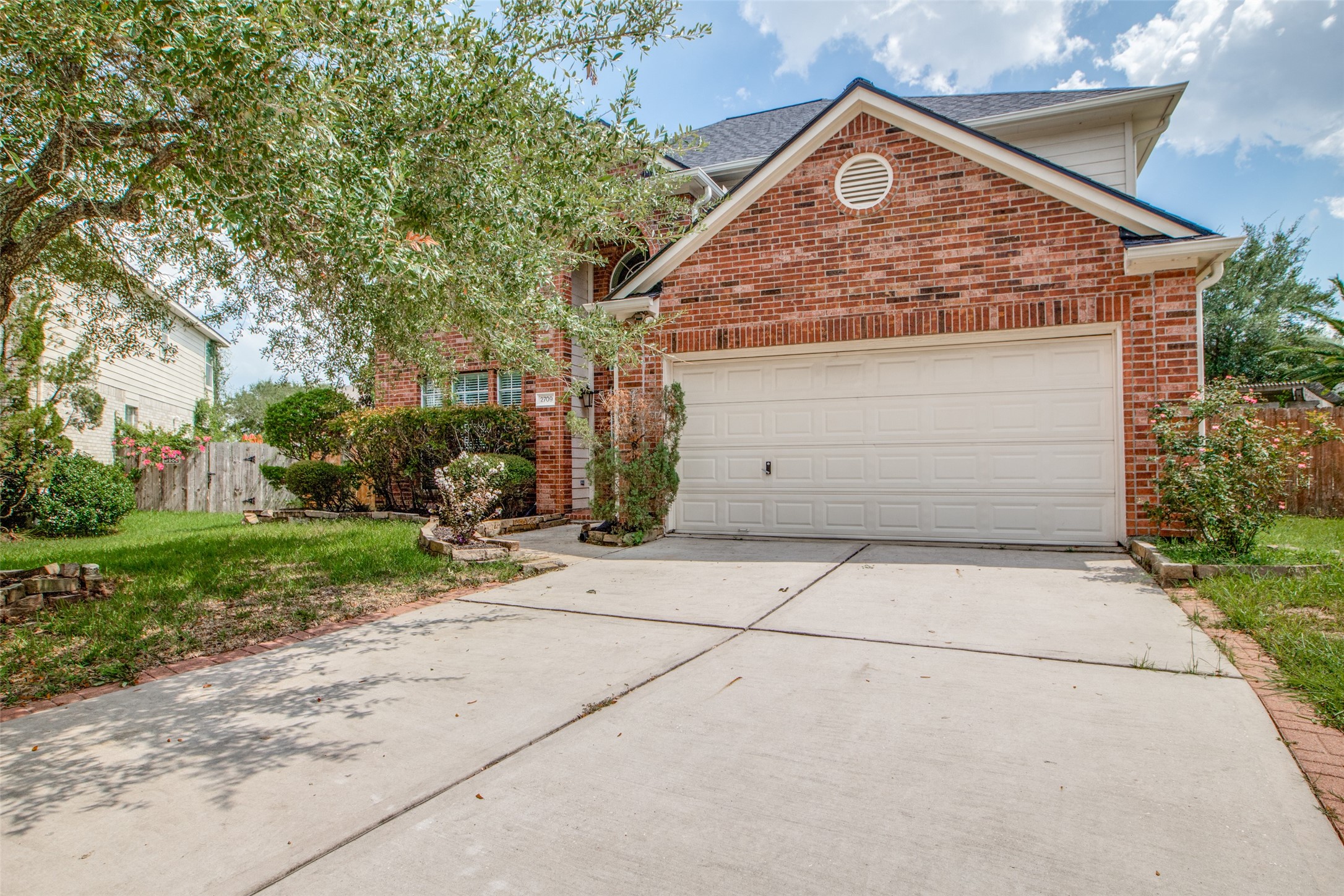 2709 Sunhill Court Pearland TX 77584