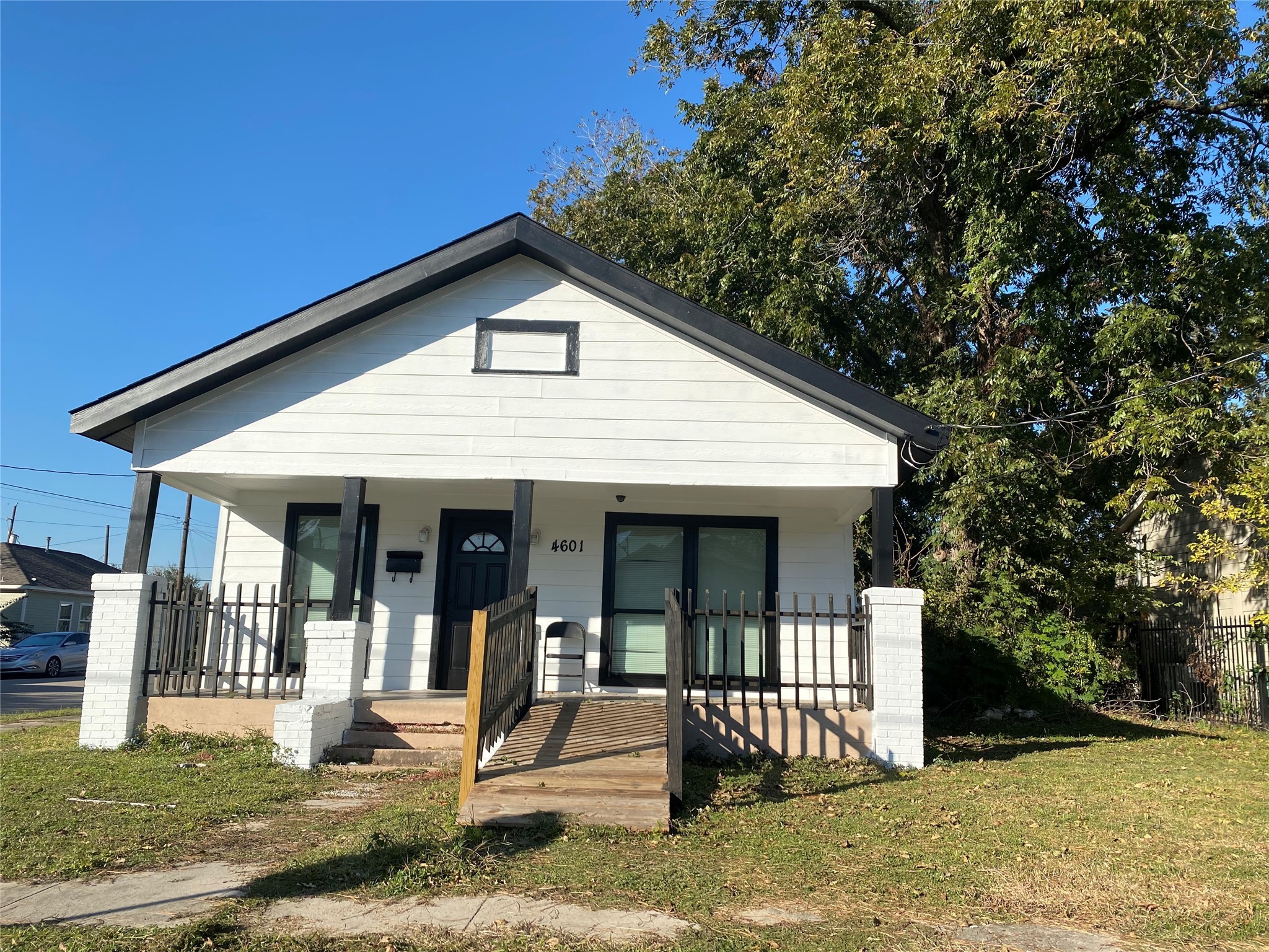 4601 New Orleans Street Houston TX 77020